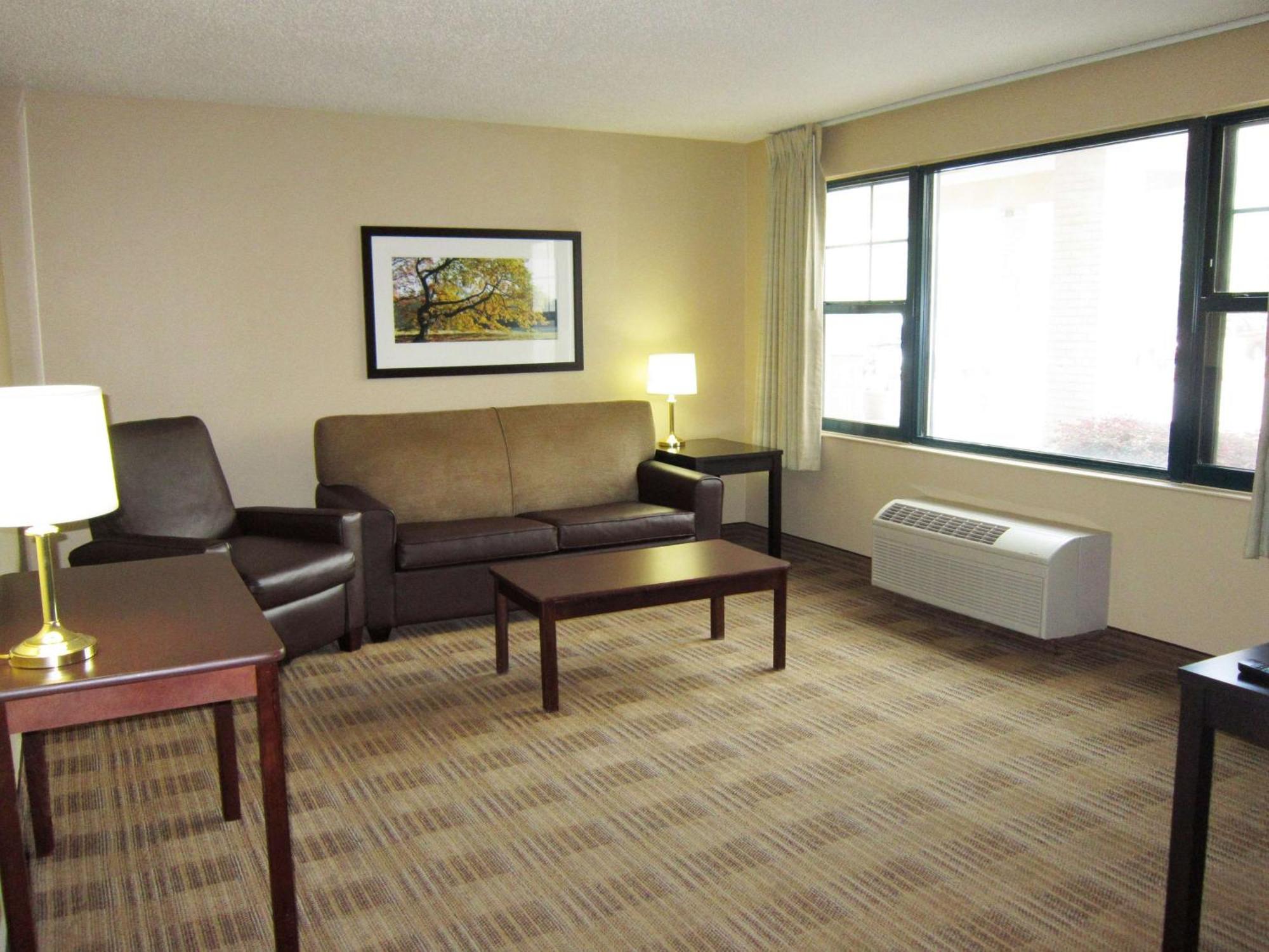 Extended Stay America Suites - Somerset - Franklin Екстер'єр фото